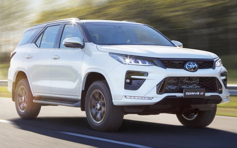 Nova Toyota SW4 2024: Elevando o Padrão de Luxo e Tecnologia