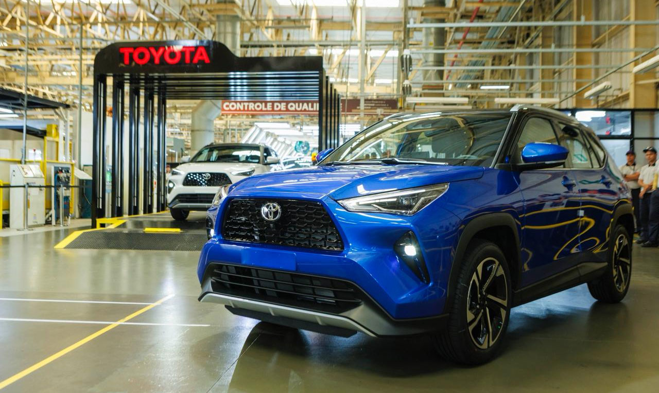 Como funciona o sistema híbrido flex full da Toyota e por que ele não precisa de tomada